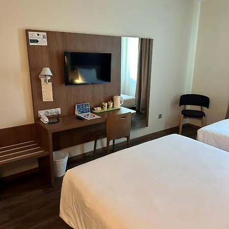 Campanile Jean De Luz 3* Saint-Jean-de-Luz