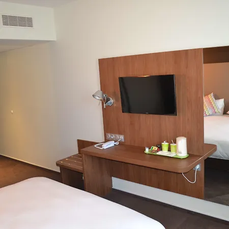 Campanile Jean De Luz