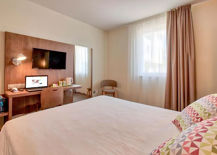 Campanile Prime - Jean De Luz Готель