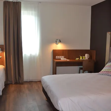 Campanile Jean De Luz 3*