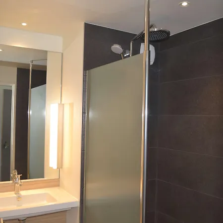 Hotel Campanile Jean De Luz 3*