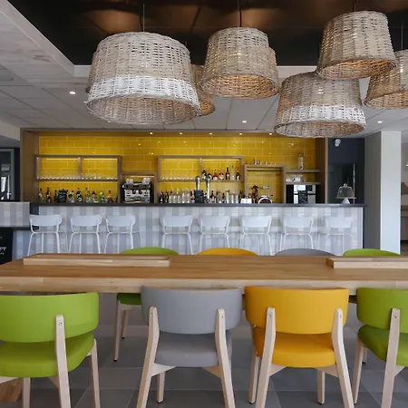 Hotel Campanile Jean De Luz