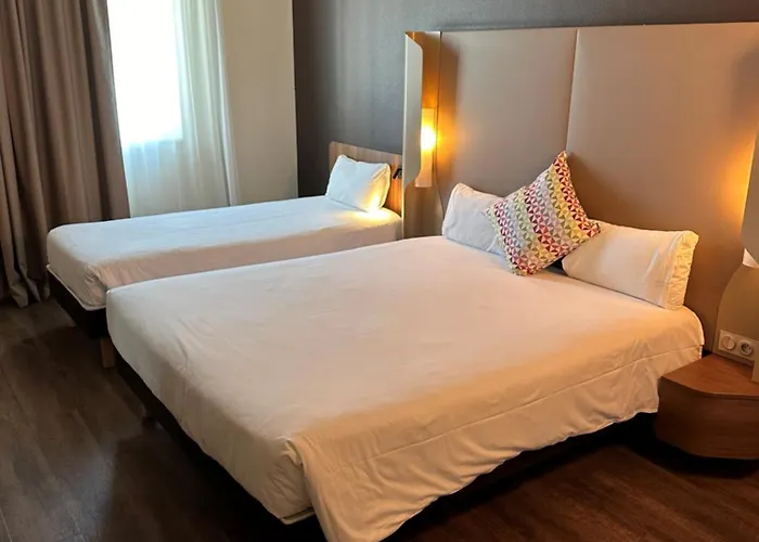 Campanile Jean De Luz