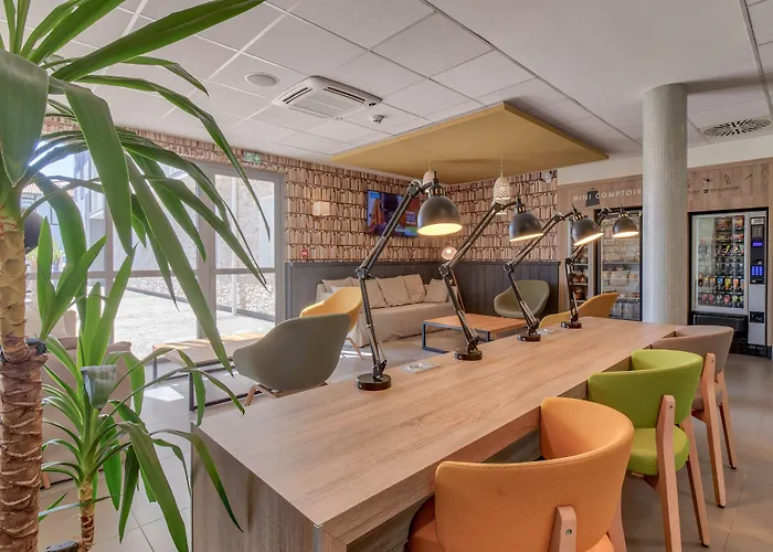 Campanile Jean De Luz