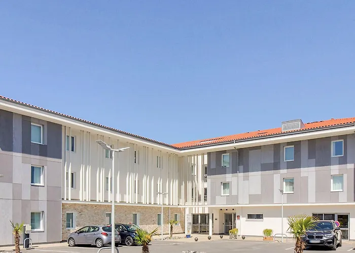 Отель Campanile Prime - Jean De Luz Сен-Жан-де-Люз