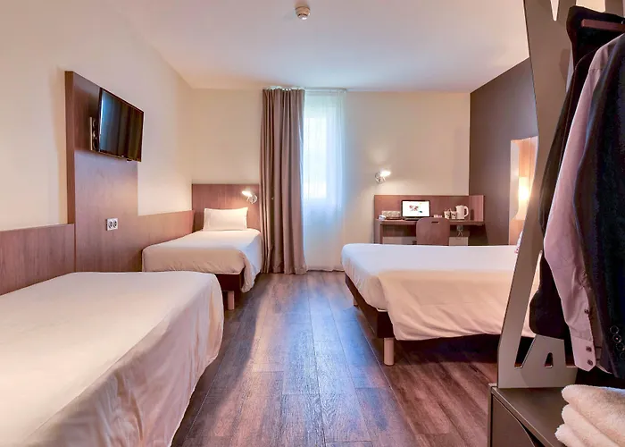 Campanile Jean De Luz Hotel